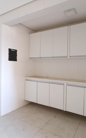 Apartamento para alugar com 240m², 4 quartos e 3 vagasCozinha