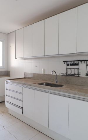 Apartamento para alugar com 240m², 4 quartos e 3 vagasCozinha