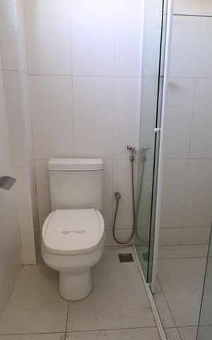 Apartamento para alugar com 240m², 4 quartos e 3 vagasBanheiro do Quarto 4 - Suíte