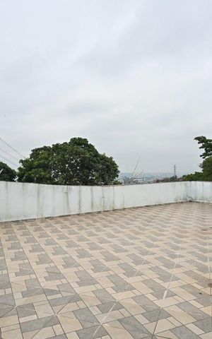 Casa à venda com 168m², 2 quartos e 2 vagasTerraço 