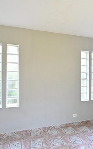 Casa à venda com 168m², 2 quartos e 2 vagasSala
