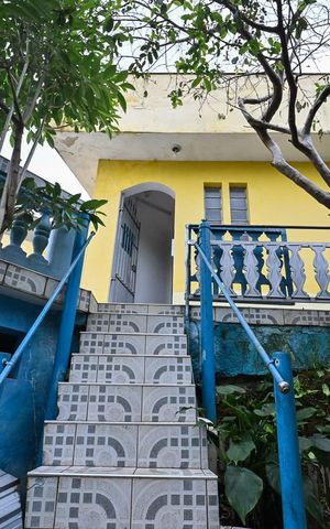 Casa à venda com 168m², 2 quartos e 2 vagasFachada