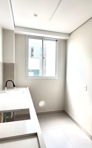Apartamento à venda com 45m², 2 quartos e 1 vaga Apartamento à venda com 45m², 2 quartos e 1 vagaCozinha e Área de Serviço