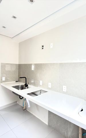 Apartamento à venda com 45m², 2 quartos e 1 vaga Apartamento à venda com 45m², 2 quartos e 1 vagaCozinha e Área de Serviço