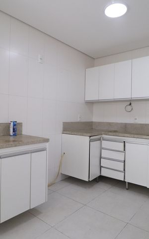 Apartamento para alugar com 112m², 3 quartos e 2 vagasCozinha