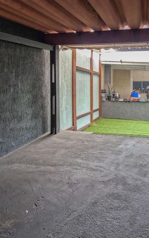 Casa à venda com 130m², 5 quartos e 2 vagas