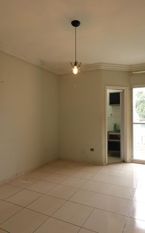 Casa à venda com 120m², 3 quartos e 2 vagasSuíte