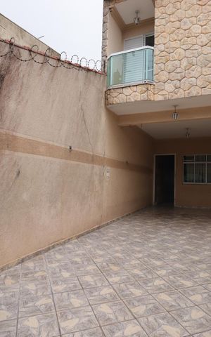 Casa à venda com 120m², 3 quartos e 2 vagasGaragem