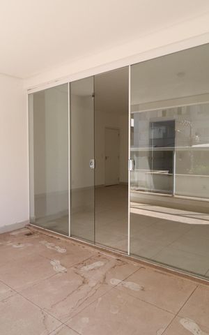 Apartamento para alugar com 109m², 3 quartos e 2 vagasVaranda
