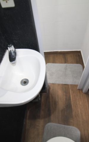 Casa à venda com 210m², 4 quartos e 4 vagasLavabo 2