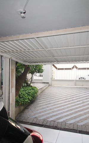 Casa à venda com 210m², 4 quartos e 4 vagasGaragem