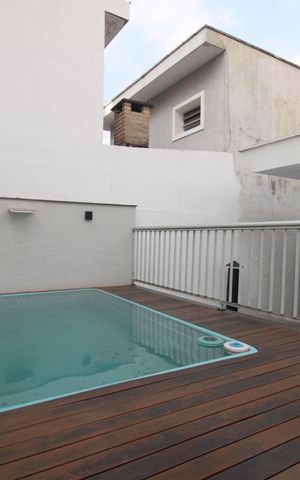 Casa à venda com 210m², 4 quartos e 4 vagasÁrea de Serviço