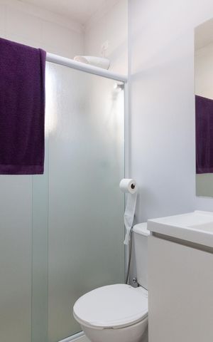 Casa para alugar com 200m², 3 quartos e 2 vagas Casa para alugar com 200m², 3 quartos e 2 vagasBanheiro 1