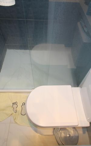 Apartamento à venda com 83m², 3 quartos e 2 vagasBanheiro