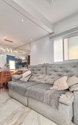 Casa de condomínio à venda com 70m², 2 quartos e 2 vagas Casa de condomínio à venda com 70m², 2 quartos e 2 vagasSala