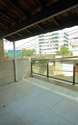 Casa para alugar com 97m², 2 quartos e 2 vagasVaranda Quarto 1 