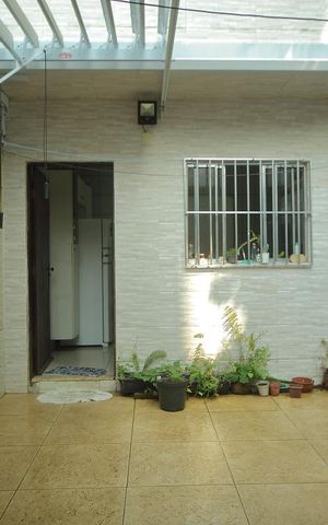 Casa para alugar com 97m², 2 quartos e 2 vagasÁrea de Serviço/Quintal 