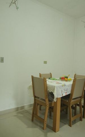 Casa para alugar com 97m², 2 quartos e 2 vagasCopa/Cozinha 