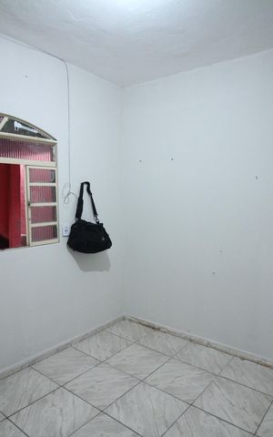Casa para alugar com 82m², 2 quartos e 1 vagaSala