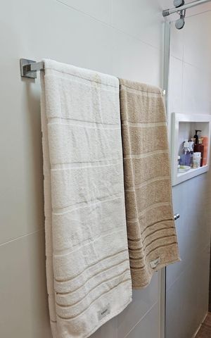 Apartamento à venda com 75m², 2 quartos e 1 vaga Apartamento à venda com 75m², 2 quartos e 1 vagaBanheiro