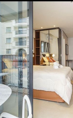 Studio para alugar com 32m², 1 quarto e sem vaga Studio para alugar com 32m², 1 quarto e sem vagaVaranda
