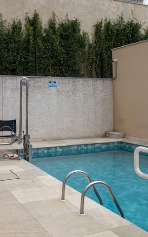 Apartamento para alugar com 40m², 2 quartos e sem vagaÁrea comum - Piscina