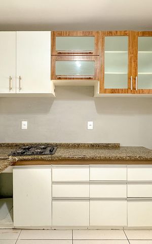Apartamento para alugar com 75m², 2 quartos e 1 vagaCozinha