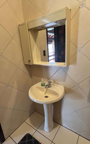 Casa à venda com 390m², 4 quartos e 4 vagas Casa à venda com 390m², 4 quartos e 4 vagasChurrasqueira