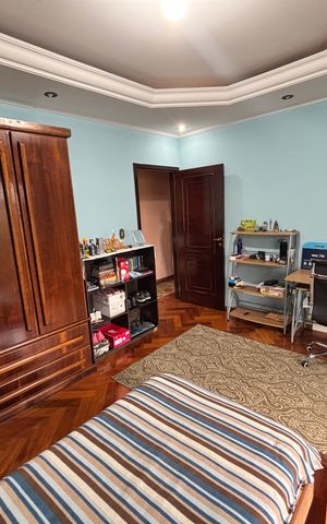 Casa à venda com 390m², 4 quartos e 4 vagas Casa à venda com 390m², 4 quartos e 4 vagasQuarto 1