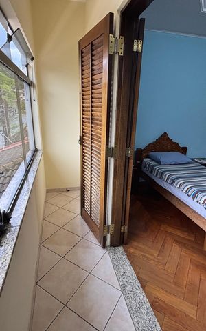Casa à venda com 390m², 4 quartos e 4 vagas Casa à venda com 390m², 4 quartos e 4 vagasVaranda quarto 1