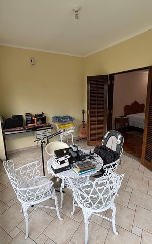 Casa à venda com 390m², 4 quartos e 4 vagas Casa à venda com 390m², 4 quartos e 4 vagasVaranda da suite