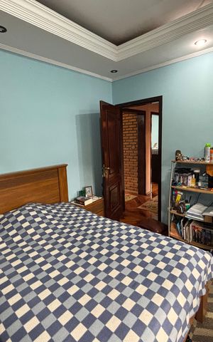 Casa à venda com 390m², 4 quartos e 4 vagas Casa à venda com 390m², 4 quartos e 4 vagasQuarto 3