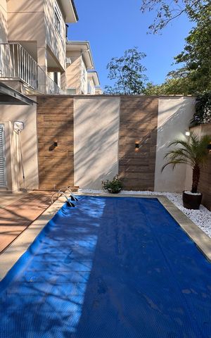 Casa de condomínio para alugar com 400m², 3 quartos e 3 vagas Casa de condomínio para alugar com 400m², 3 quartos e 3 vagasPiscina