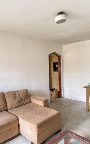 Casa à venda com 98m², 2 quartos e 1 vaga Casa à venda com 98m², 2 quartos e 1 vagaSala