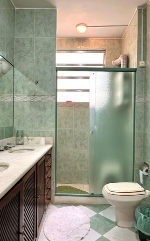 Apartamento à venda com 172m², 3 quartos e 1 vaga