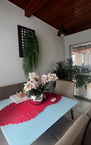 Casa para alugar com 140m², 1 quarto e 3 vagas Casa para alugar com 140m², 1 quarto e 3 vagasSala