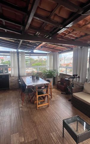 Casa para alugar com 140m², 1 quarto e 3 vagas Casa para alugar com 140m², 1 quarto e 3 vagasVaranda