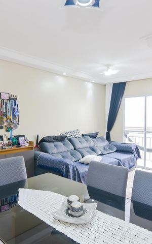 Apartamento à venda com 62m², 2 quartos e 1 vagaSala