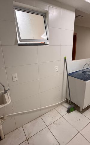 Apartamento para alugar com 50m², 2 quartos e 1 vaga Apartamento para alugar com 50m², 2 quartos e 1 vagaCozinha e Área de Serviço