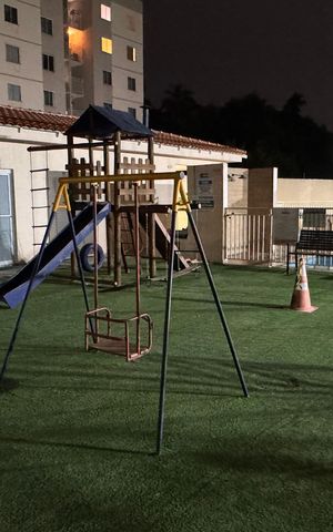 Apartamento para alugar com 50m², 2 quartos e 1 vaga Apartamento para alugar com 50m², 2 quartos e 1 vagaÁrea comum - Playground