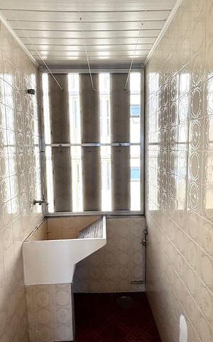 Apartamento à venda com 43m², 2 quartos e 1 vaga Apartamento à venda com 43m², 2 quartos e 1 vagaÁrea de Serviço