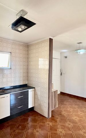 Apartamento à venda com 43m², 2 quartos e 1 vaga Apartamento à venda com 43m², 2 quartos e 1 vagaCozinha