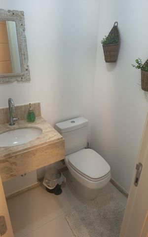 Apartamento para alugar com 198m², 3 quartos e 3 vagasBanheiro 3