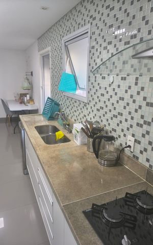 Apartamento para alugar com 198m², 3 quartos e 3 vagasCozinha