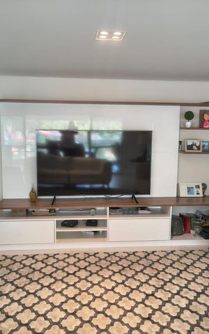 Apartamento para alugar com 198m², 3 quartos e 3 vagasSala