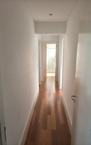 Apartamento para alugar com 198m², 3 quartos e 3 vagasCorredor