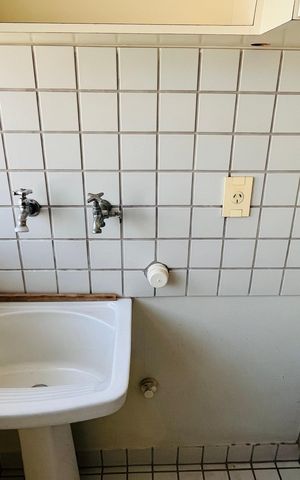 Casa para alugar com 50m², 2 quartos e sem vaga