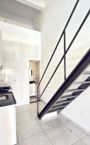 Studio para alugar com 200m², 1 quarto e sem vaga Studio para alugar com 200m², 1 quarto e sem vagaCozinha e Área de Serviço