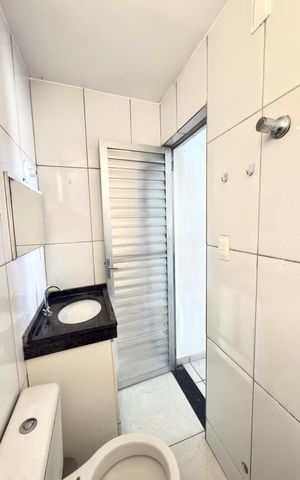Studio para alugar com 200m², 1 quarto e sem vaga Studio para alugar com 200m², 1 quarto e sem vagaBanheiro Social