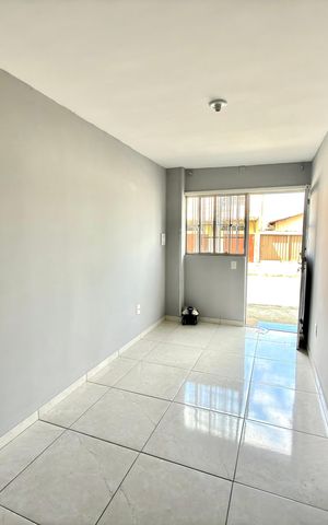 Studio para alugar com 200m², 1 quarto e sem vaga Studio para alugar com 200m², 1 quarto e sem vagaSala